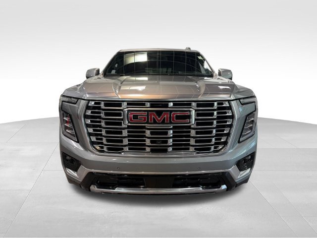 Used 2025 GMC Yukon Denali AWD/4WD image 2