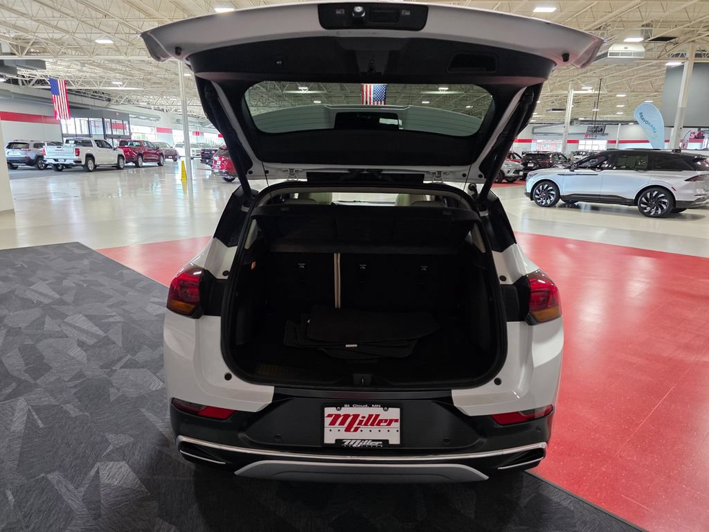 Used 2021 Buick Encore GX Essence w/ Advanced Technology Package AWD/4WD image 5