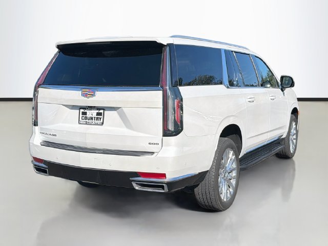 Used 2023 Cadillac Escalade ESV Premium Luxury AWD/4WD image 7