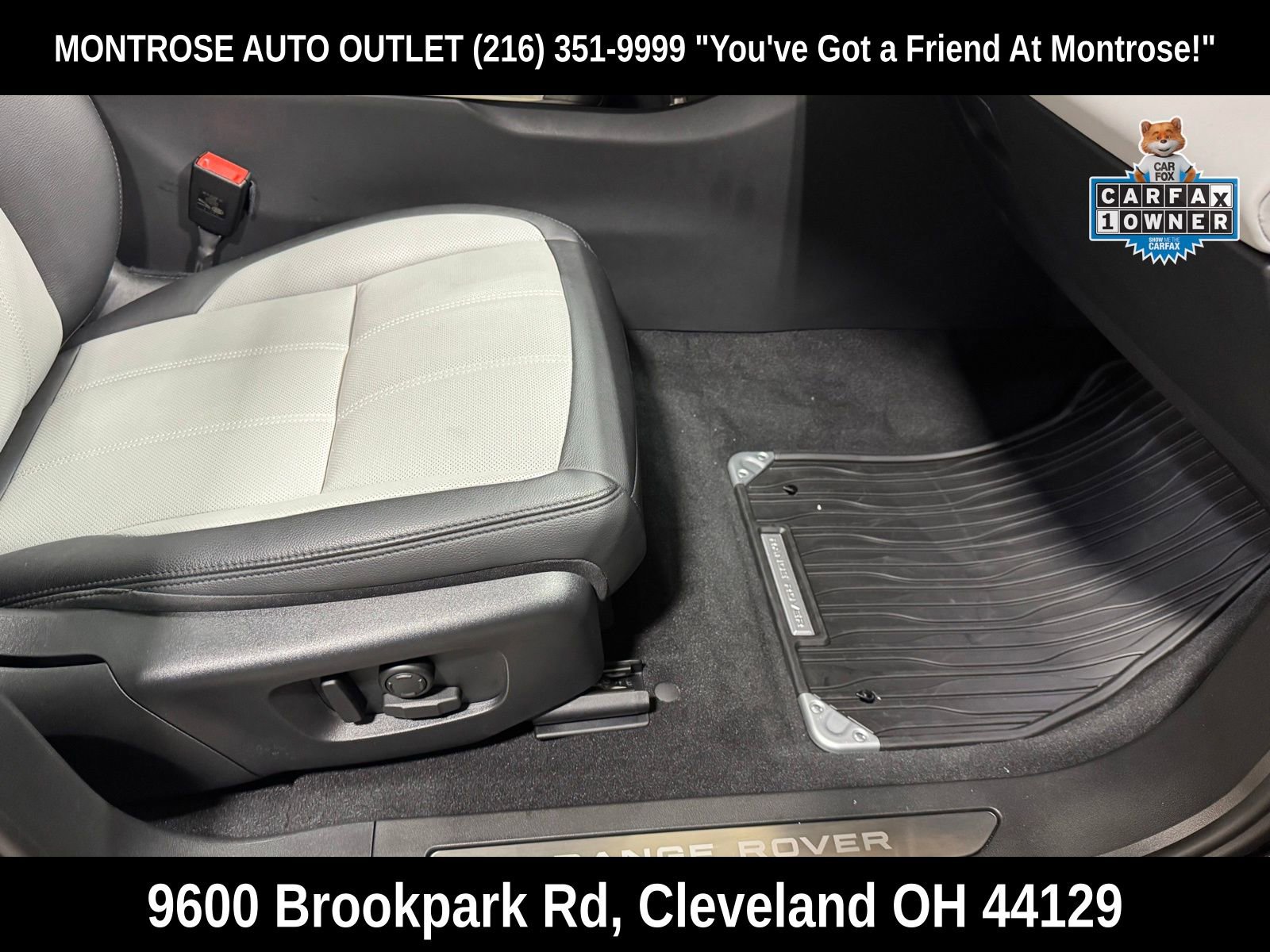 Used 2024 Land Rover Range Rover Evoque Dynamic SE image 47