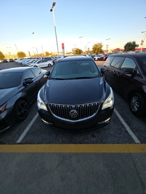 Used 2017 Buick Enclave Convenience image 1