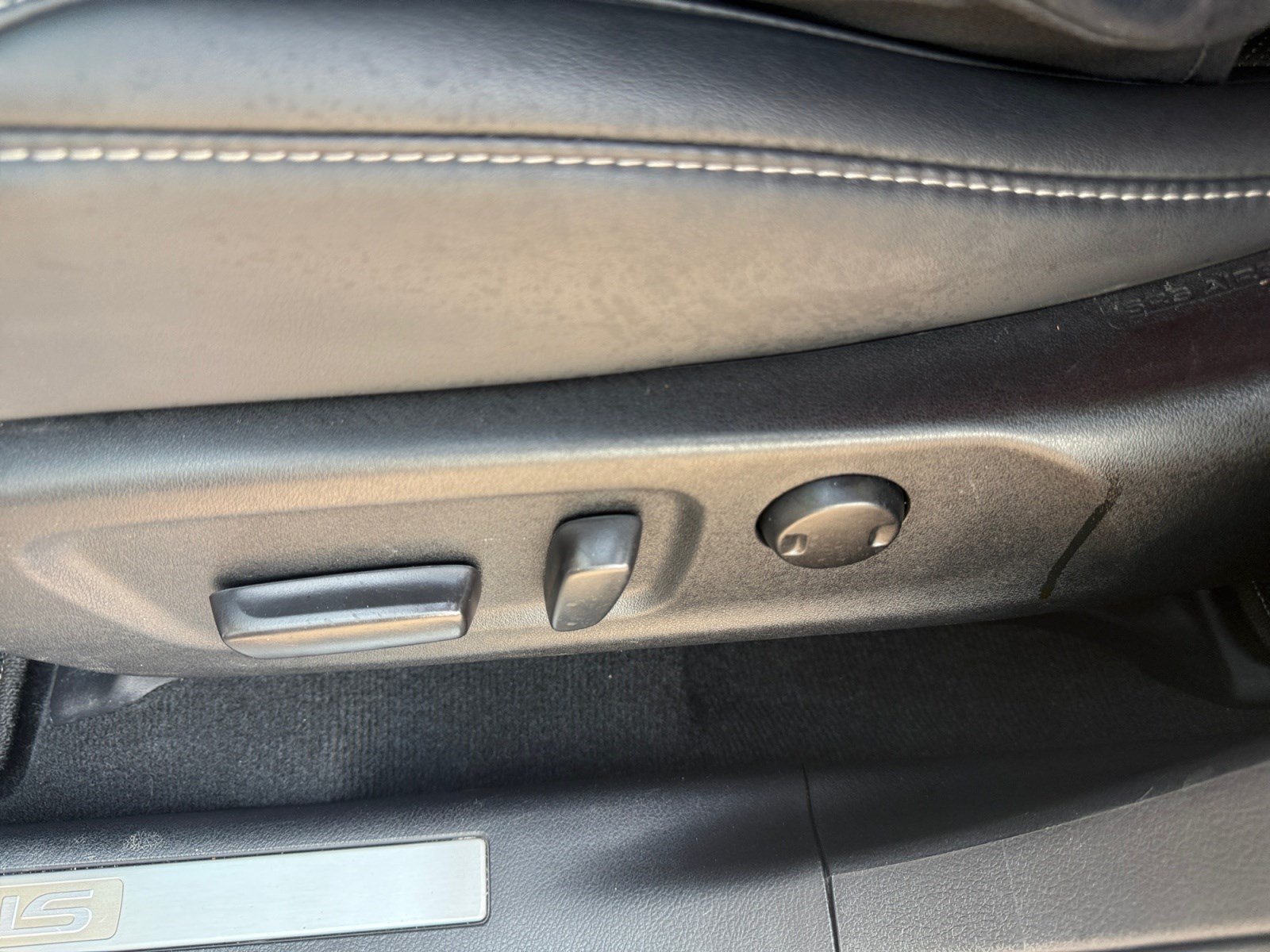 Used 2021 Lexus RX 450h AWD w/ Premium Package image 14