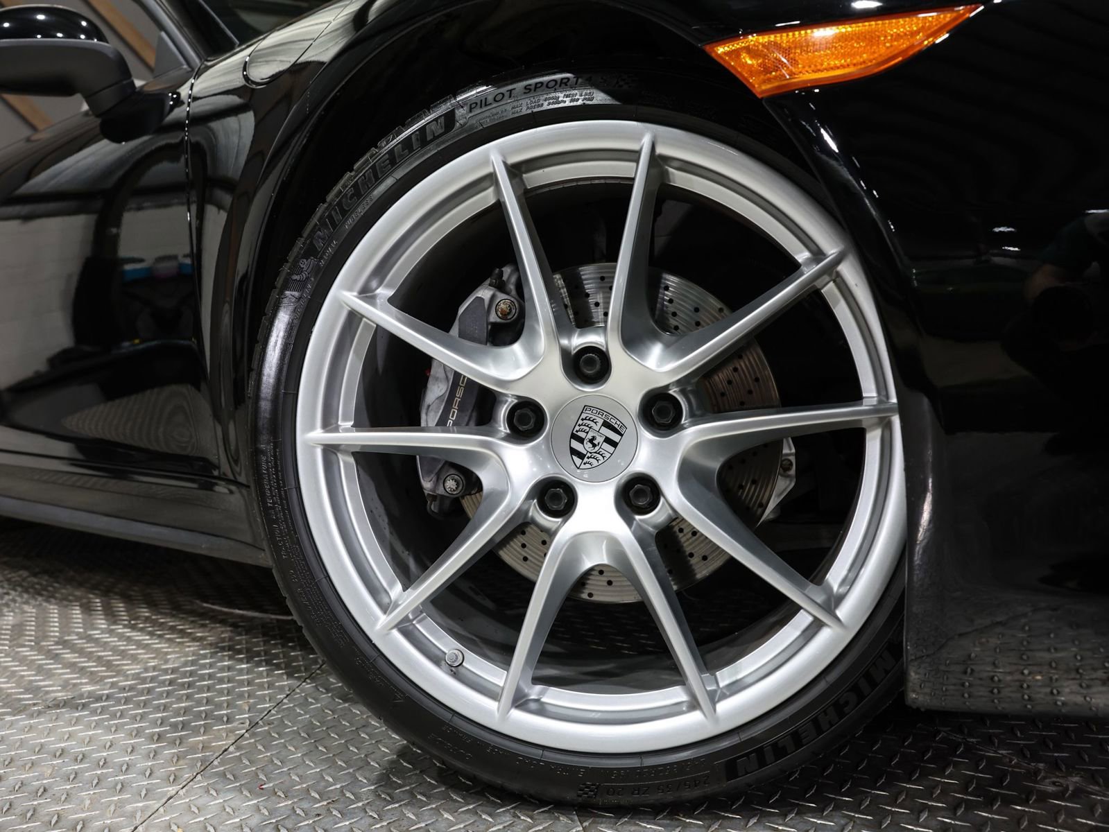 Used 2013 Porsche 911 Carrera image 8