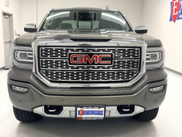 Used 2018 GMC Sierra 1500 Denali w/ Denali Ultimate Package AWD/4WD image 2