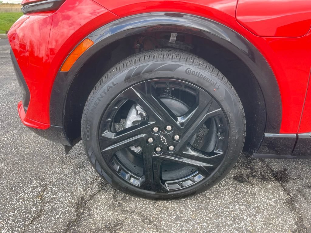 New 2026 Chevrolet Equinox EV RS FWD image 29