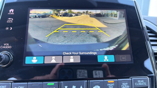 Used 2024 Honda Odyssey Elite image 14