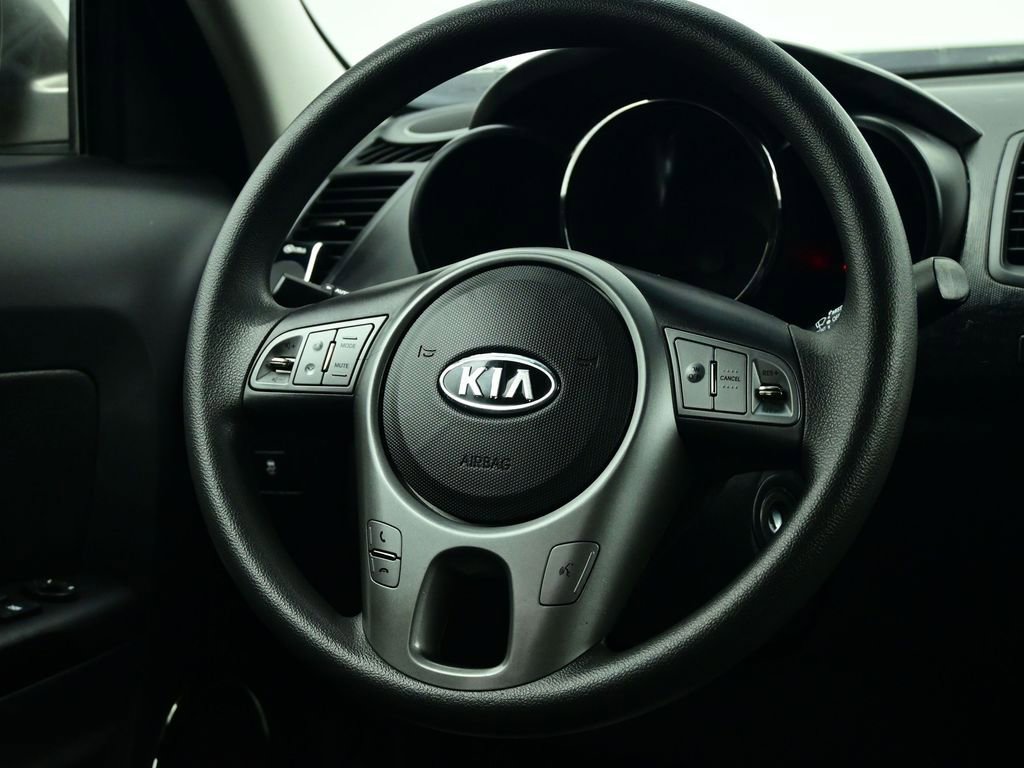 Used 2011 Kia Soul + image 39