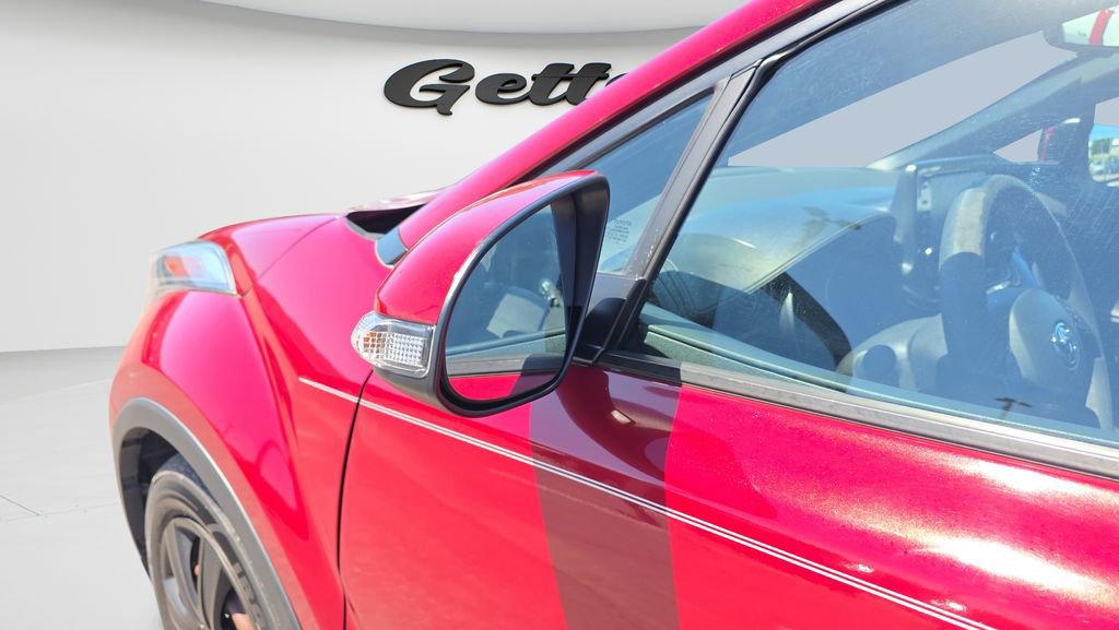 Used 2019 Toyota C-HR LE FWD image 26