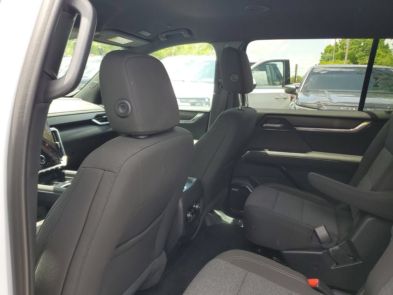 New 2026 GMC Acadia Elevation w/ Black Edition FWD image 10