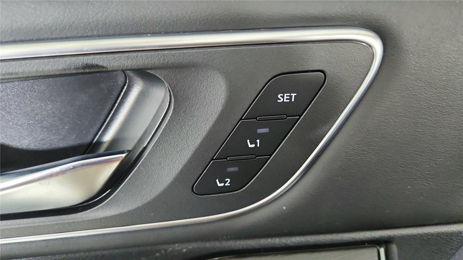 New 2026 Nissan Rogue Platinum image 19