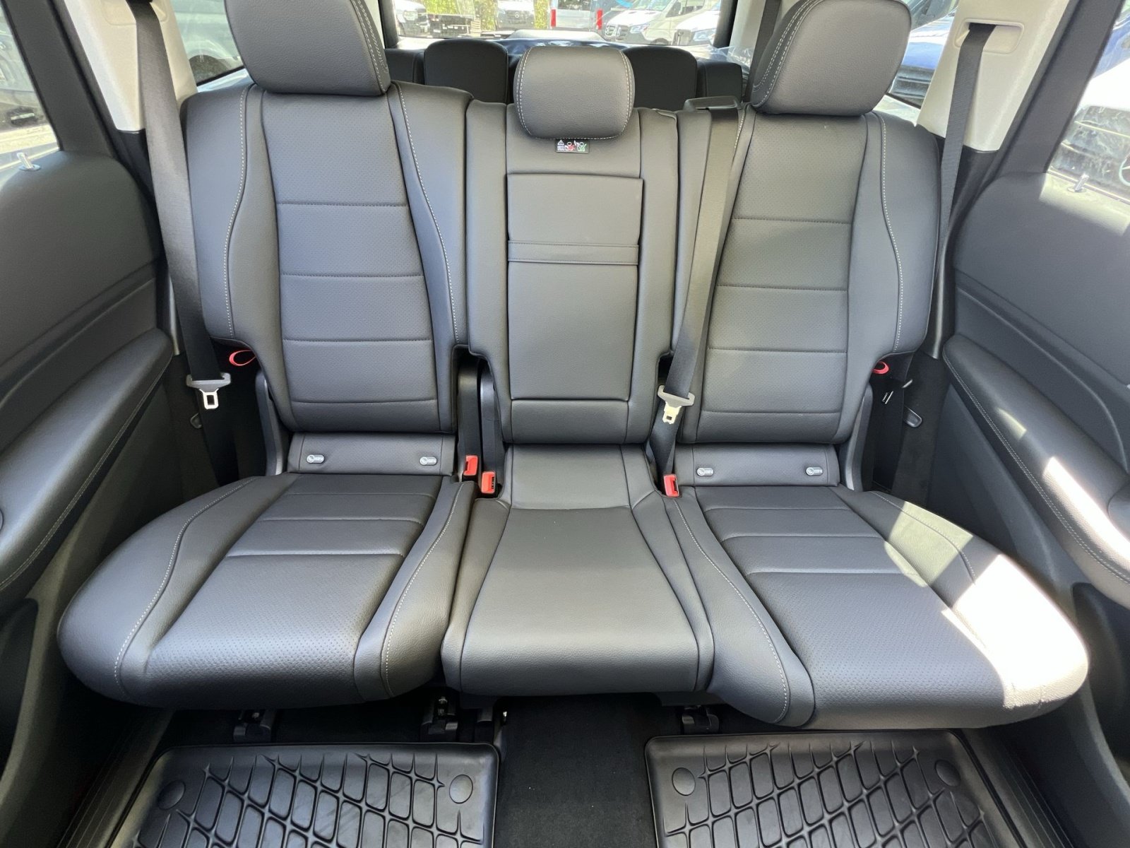 New 2026 Mercedes-Benz GLS 450 4MATIC image 15