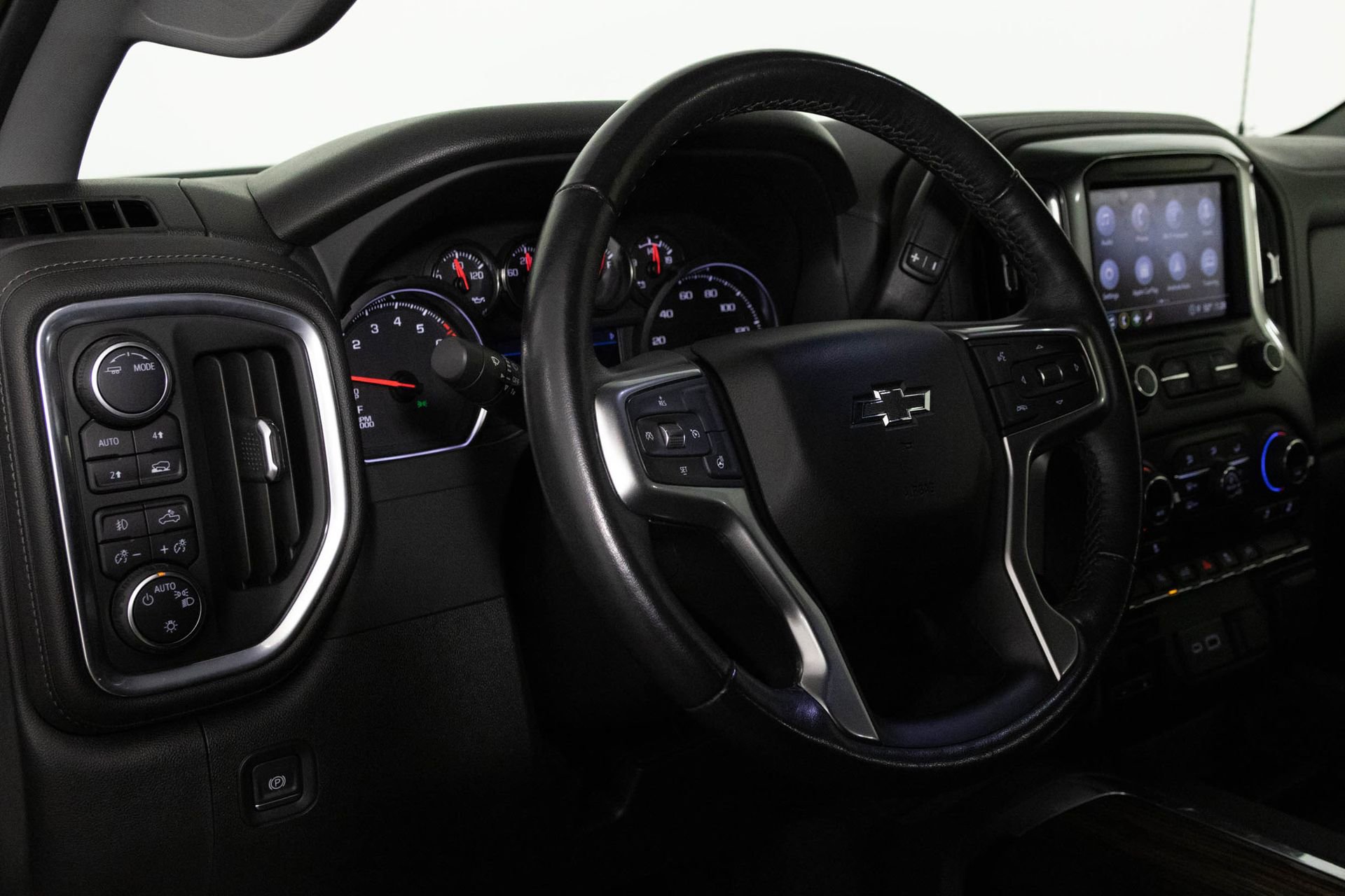 Used 2021 Chevrolet Silverado 1500 RST w/ Redline Edition image 34