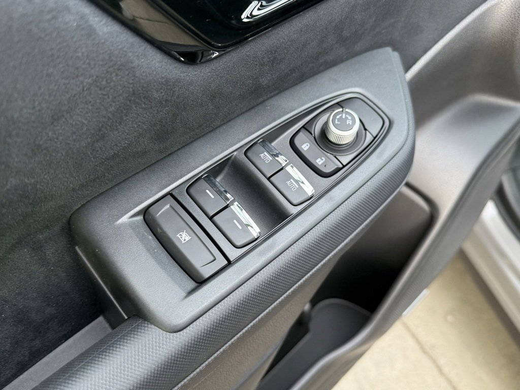 New 2025 Subaru Forester Touring image 8