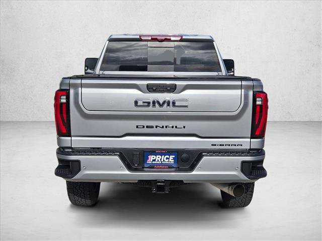 Used 2026 GMC Sierra 2500 Denali Ultimate w/ LPO, Black Badging Package AWD/4WD image 6