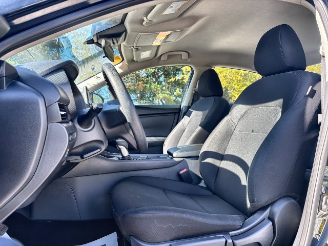 Used 2024 Nissan Sentra S FWD image 11