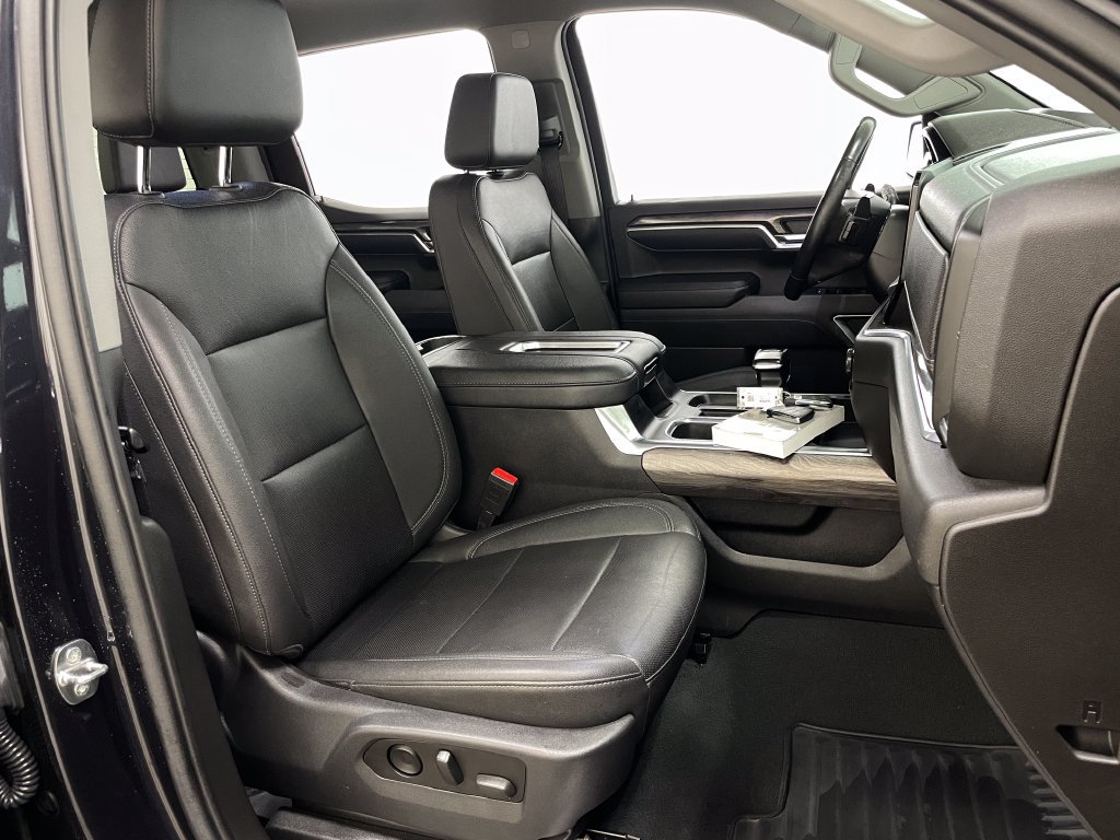 Certified 2022 Chevrolet Silverado 1500 LTZ AWD/4WD image 39