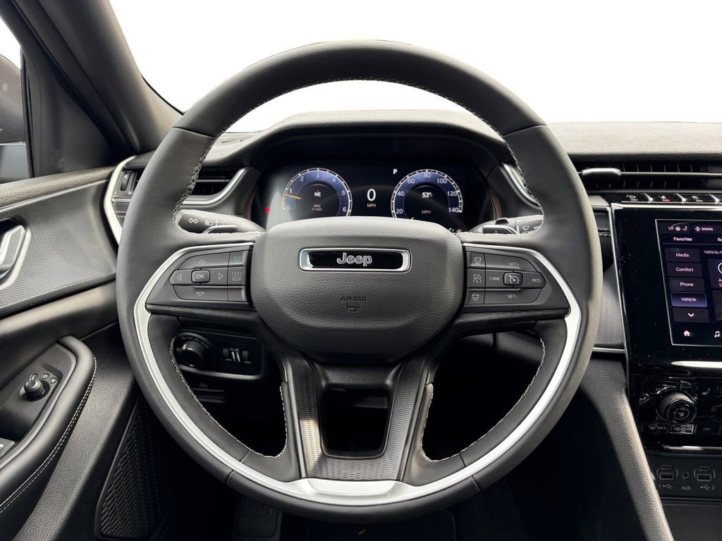 New 2026 Jeep Grand Cherokee L Laredo image 14