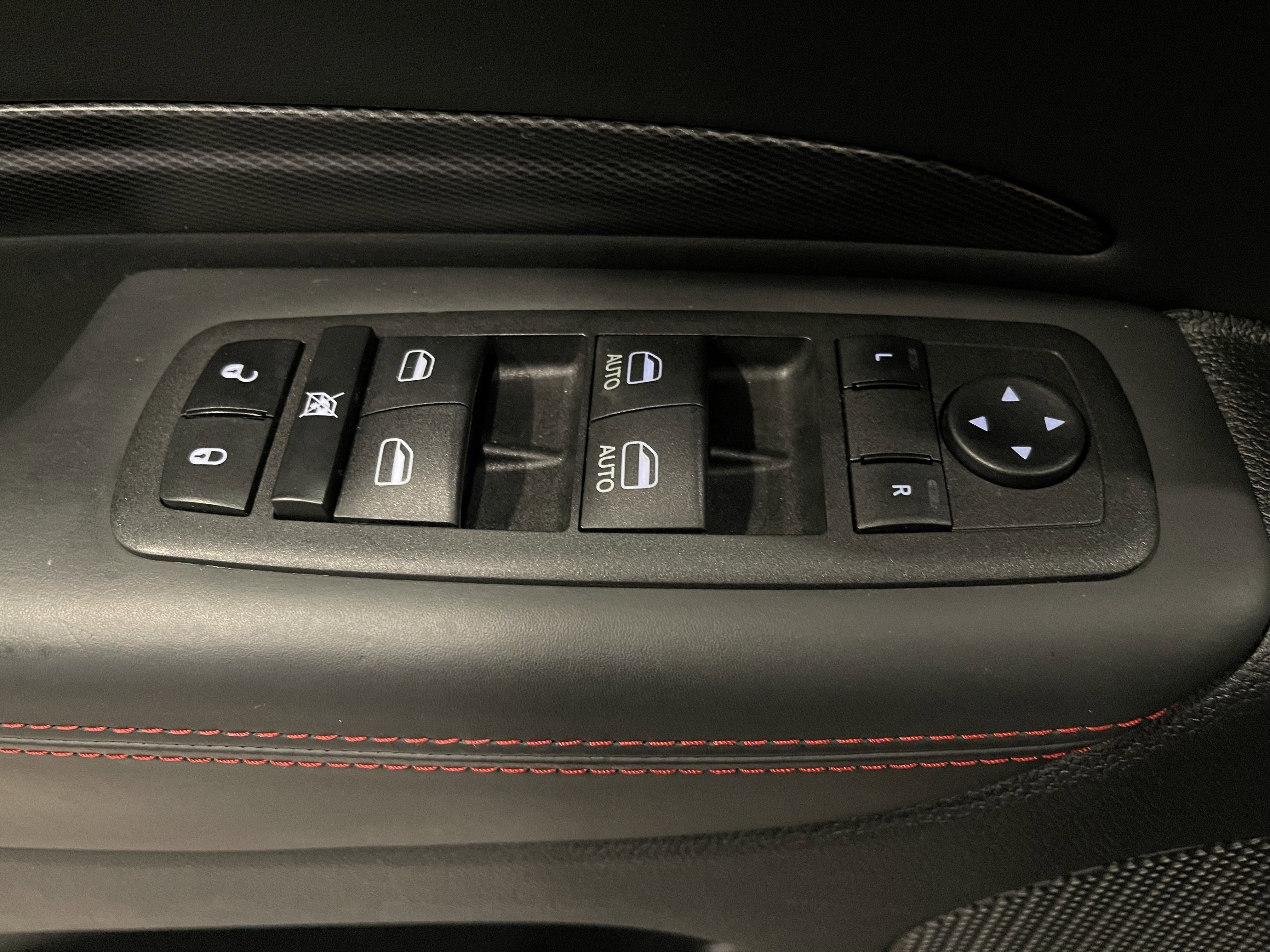 Used 2023 Dodge Durango GT AWD/4WD image 11