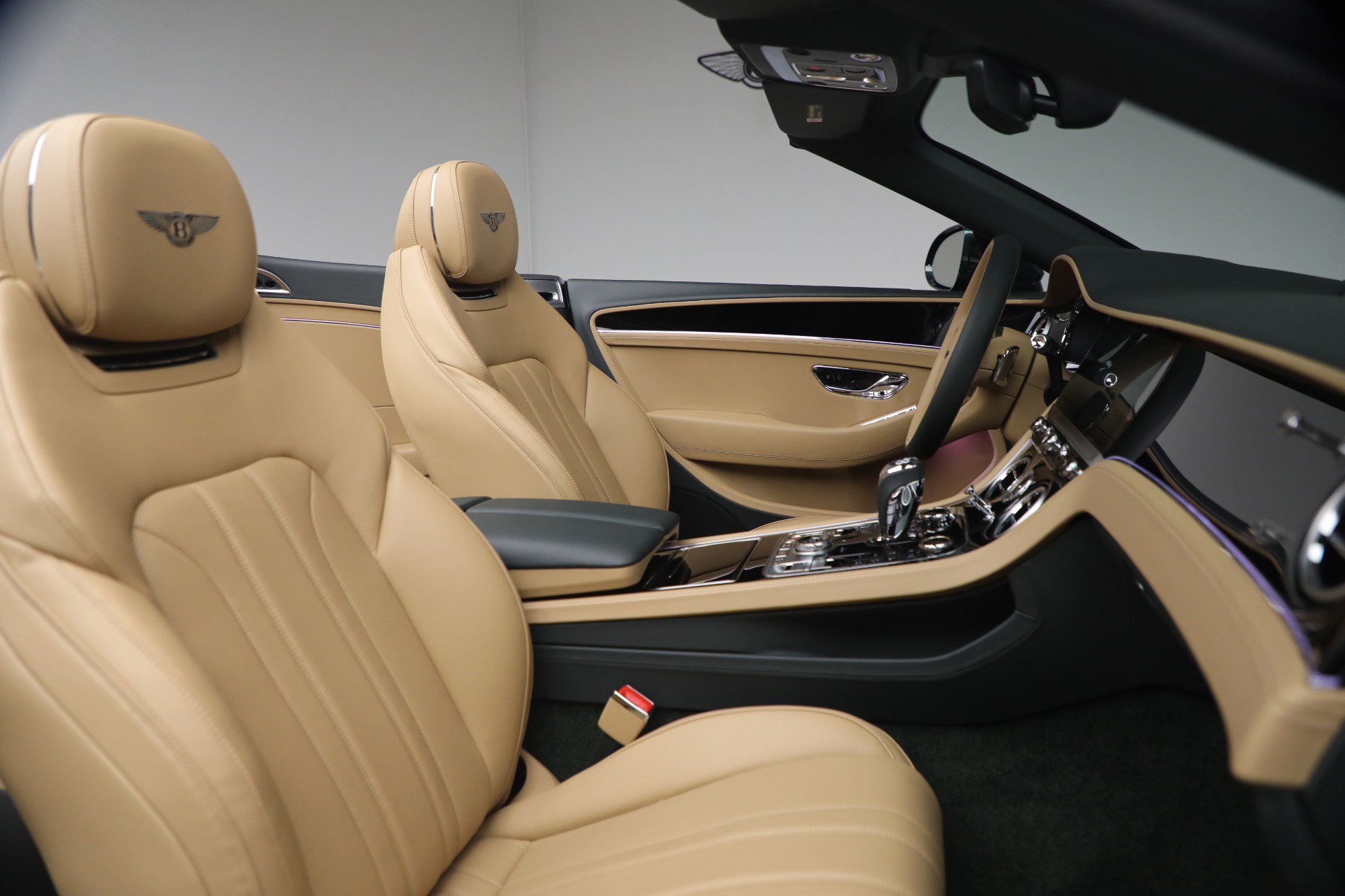 New 2026 Bentley Continental GTC AWD/4WD image 28