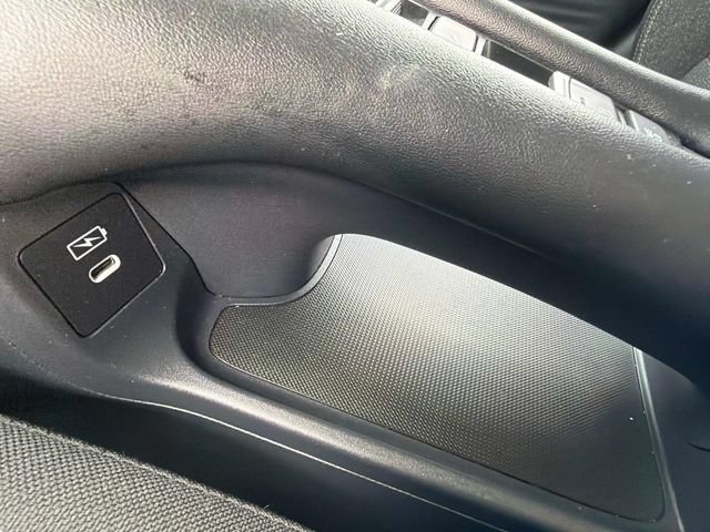 Certified 2025 Honda HR-V LX image 28