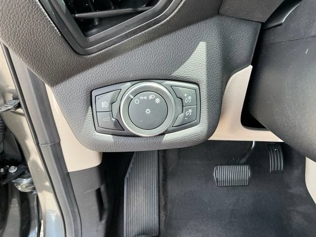 Used 2019 Ford Escape SEL FWD image 20