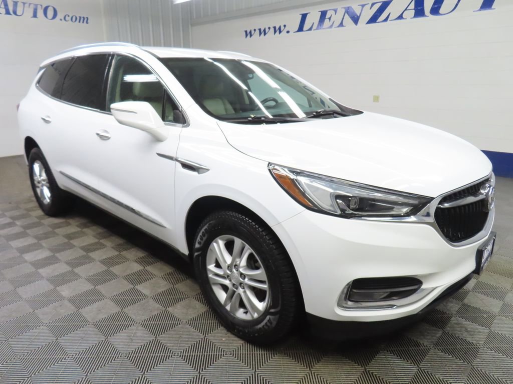 Used 2019 Buick Enclave Essence image 3