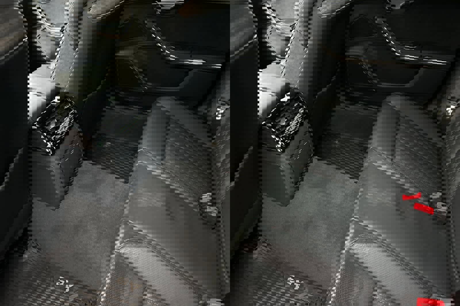 Used 2020 Audi A8 L 4.0T w/ Executive Package image 5