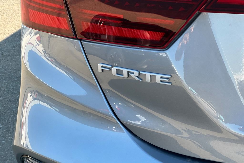 Used 2022 Kia Forte GT-Line w/ GT-Line Technology Package image 27