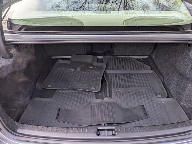 Used 2021 Volvo S60 T6 Momentum image 29