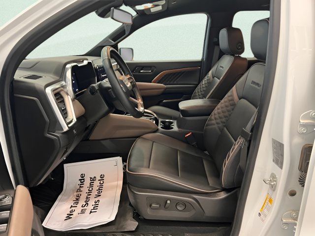 Certified 2025 GMC Canyon Denali AWD/4WD image 25