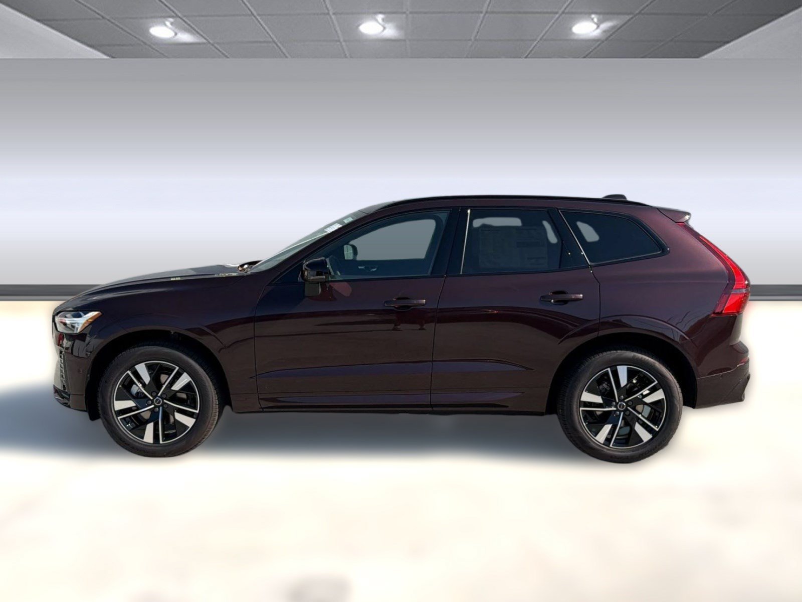 New 2026 Volvo XC60 B5 Plus w/ Climate Package AWD/4WD image 2