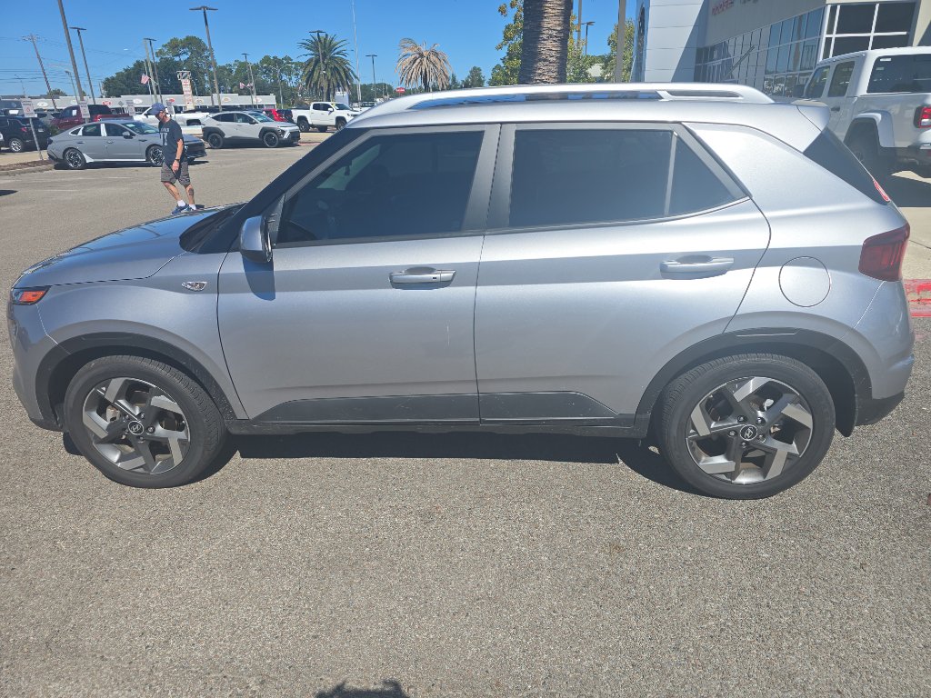 Used 2025 Hyundai Venue SEL