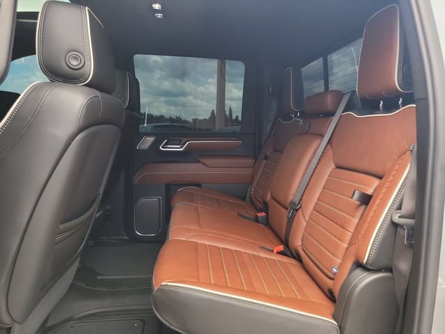 Used 2026 GMC Sierra 3500 Denali Ultimate AWD/4WD image 13