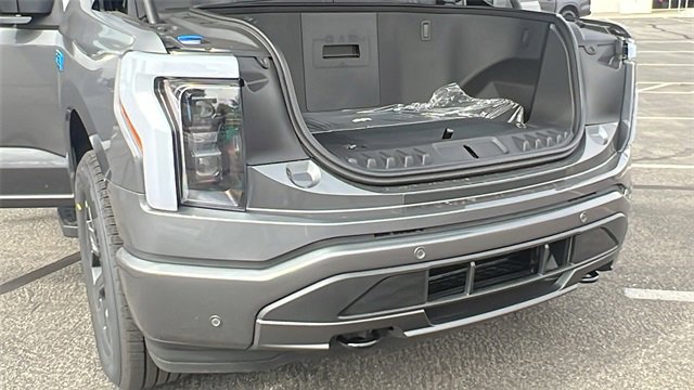 New 2025 Ford F150 Lightning Lariat image 11