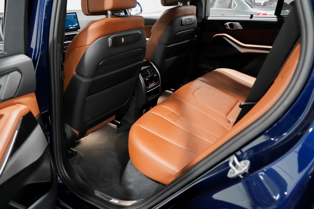 Used 2025 BMW X5 M60i image 28