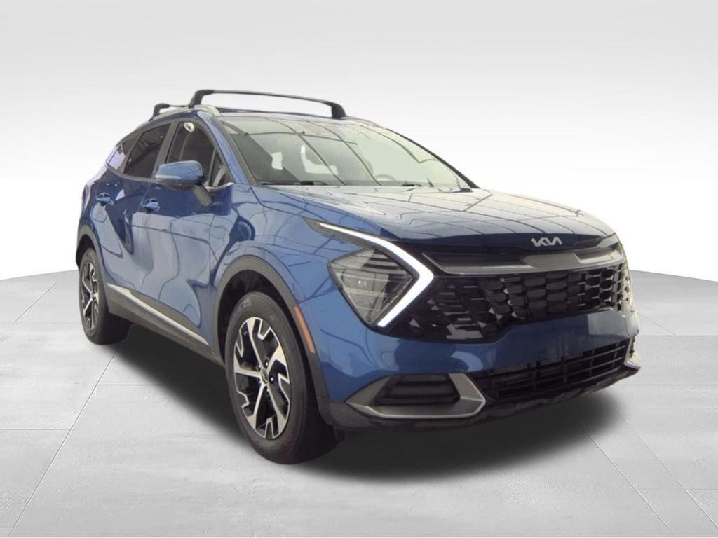 Used 2024 Kia Sportage EX AWD/4WD image 4