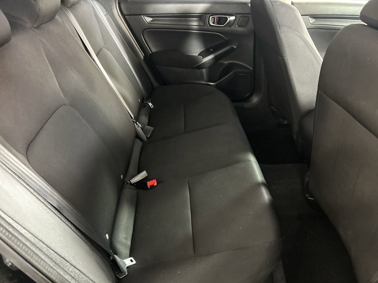 Used 2022 Honda Civic LX image 25
