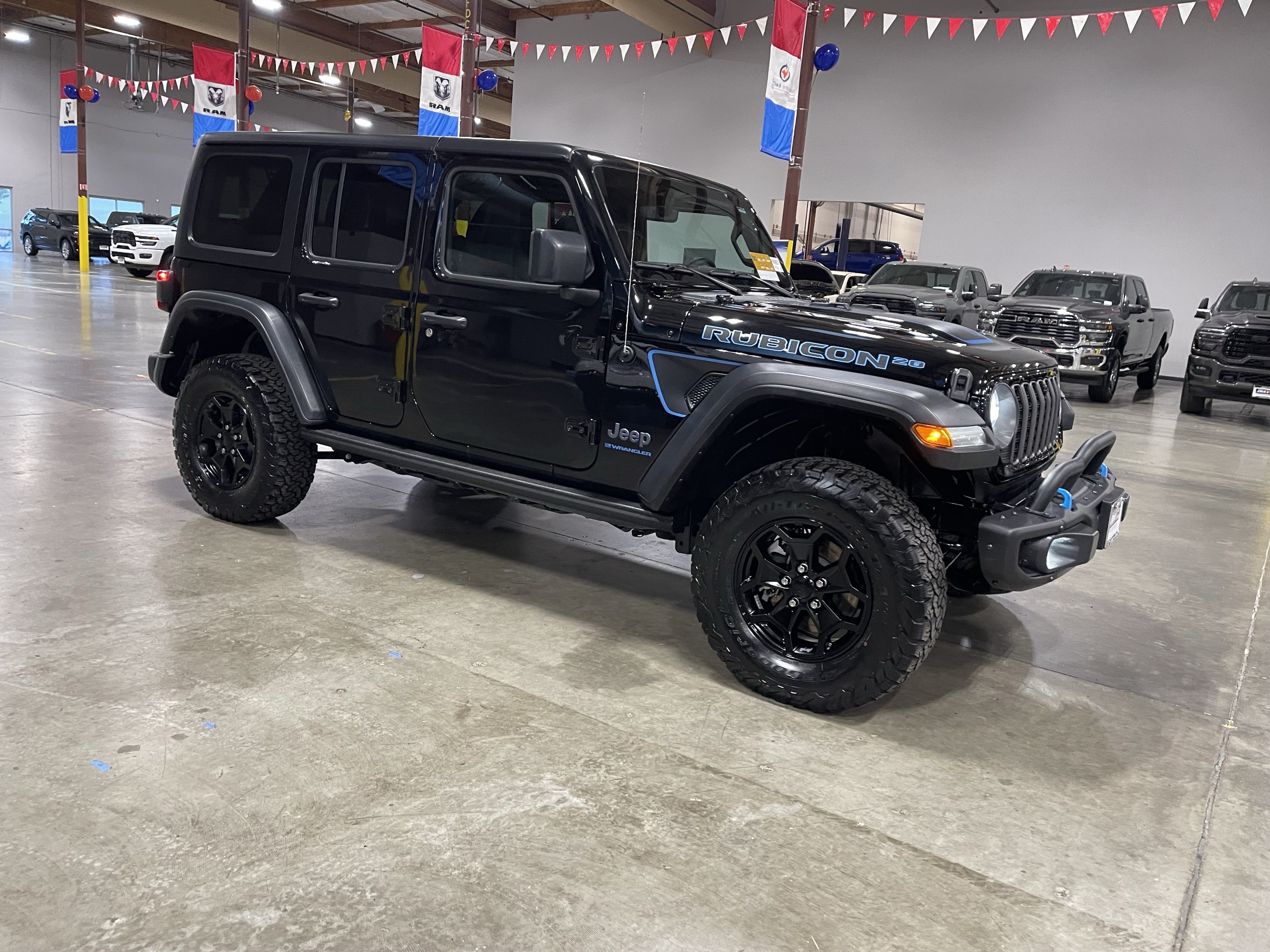 Certified 2023 Jeep Wrangler Unlimited Rubicon 4xe AWD/4WD image 7