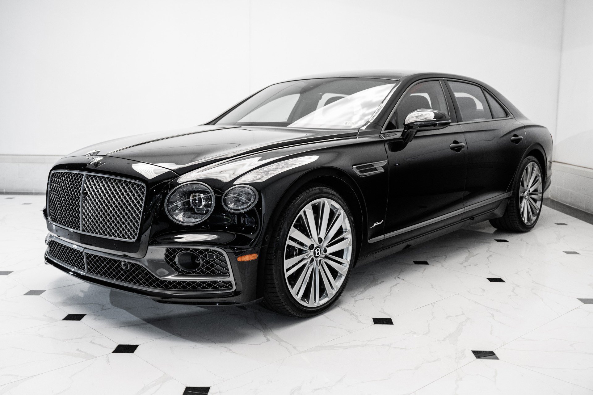 Used 2024 Bentley Flying Spur W12 image 9