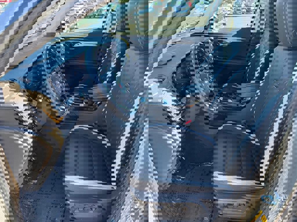 Certified 2025 Buick Envision Sport Touring image 5