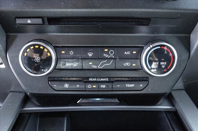 Used 2018 Ford Expedition XLT AWD/4WD image 18