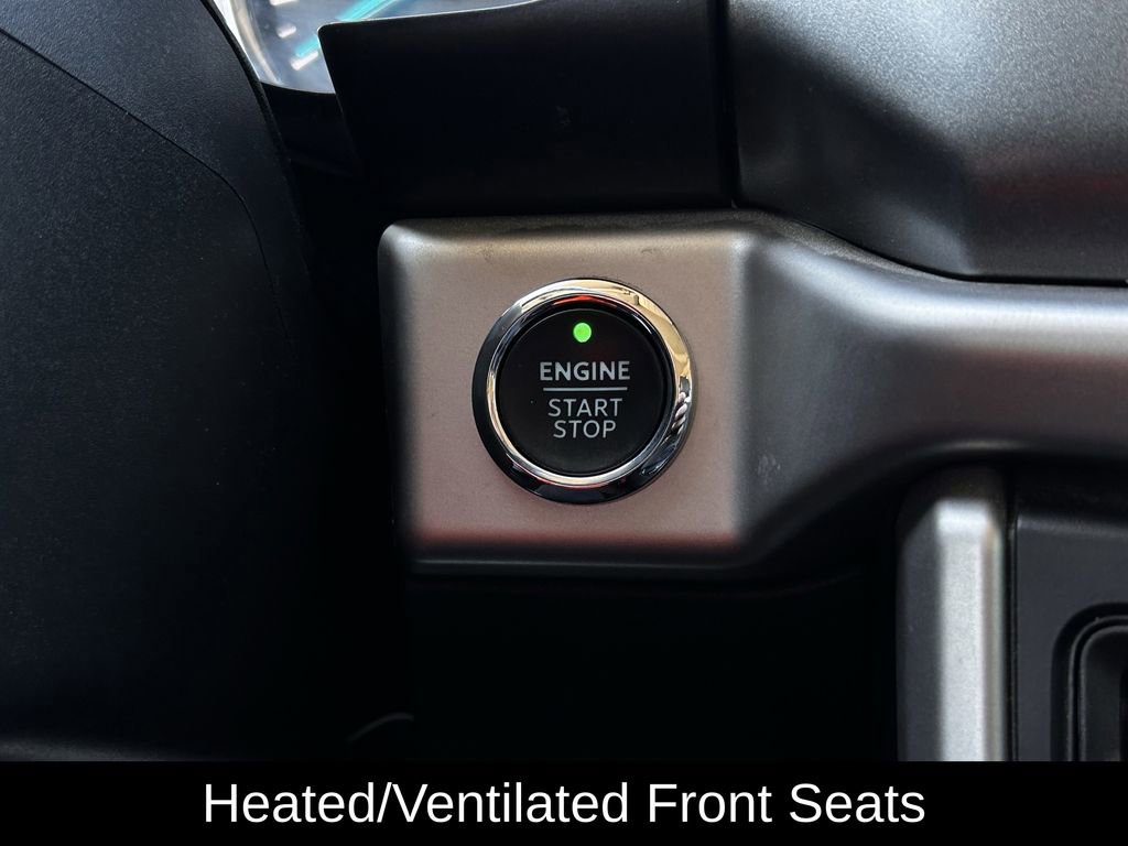 Used 2024 Ford Expedition Max XLT image 22