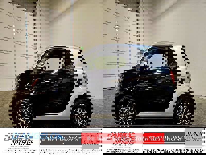 Used 2016 smart fortwo Prime image 5