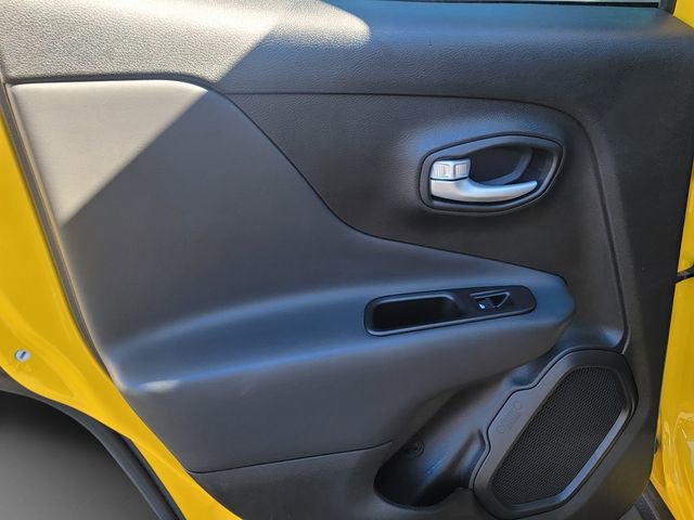 Certified 2023 Jeep Renegade Latitude image 15