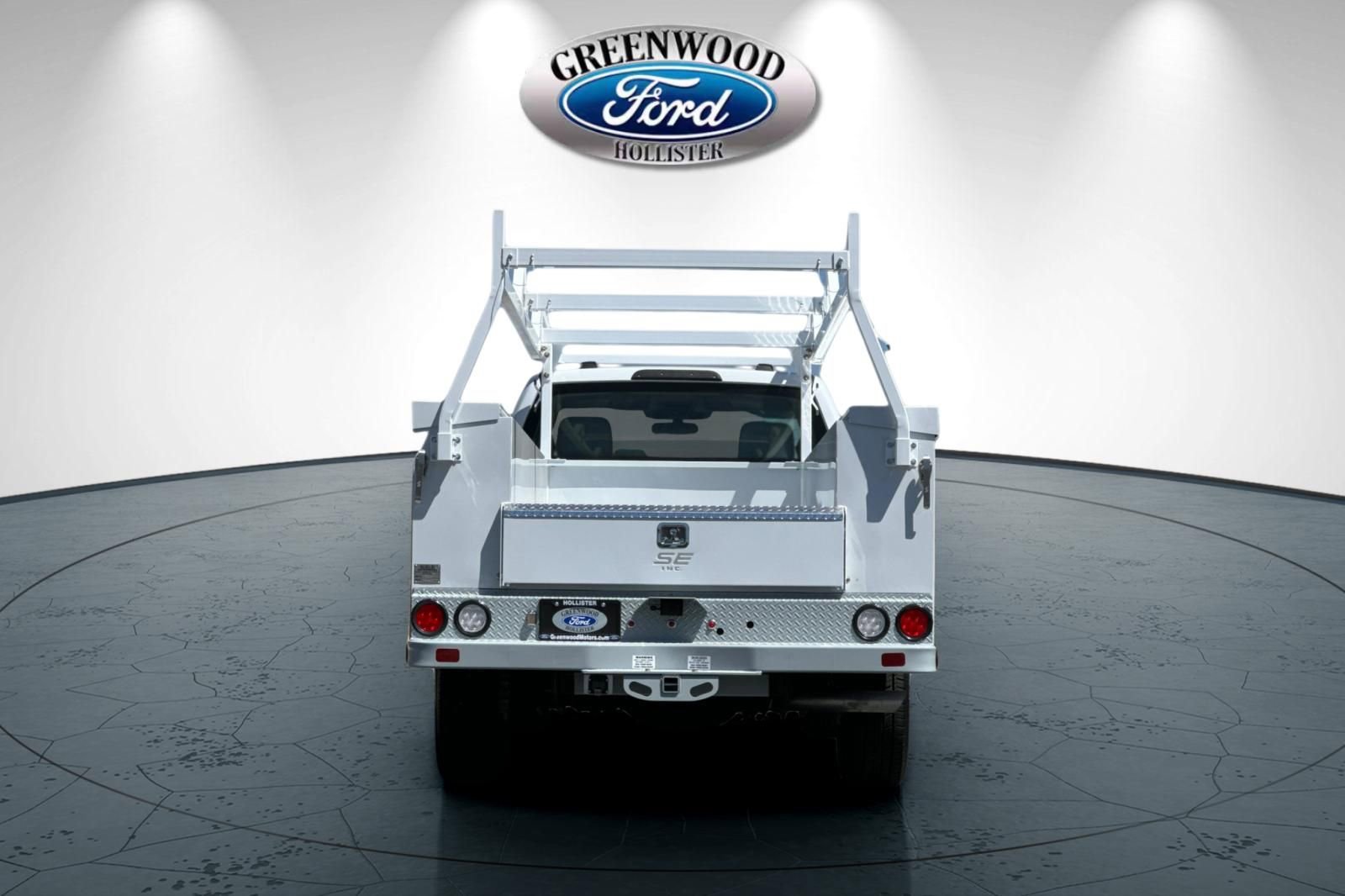 New 2025 Ford F350 XL w/ XL Chrome Package RWD image 5