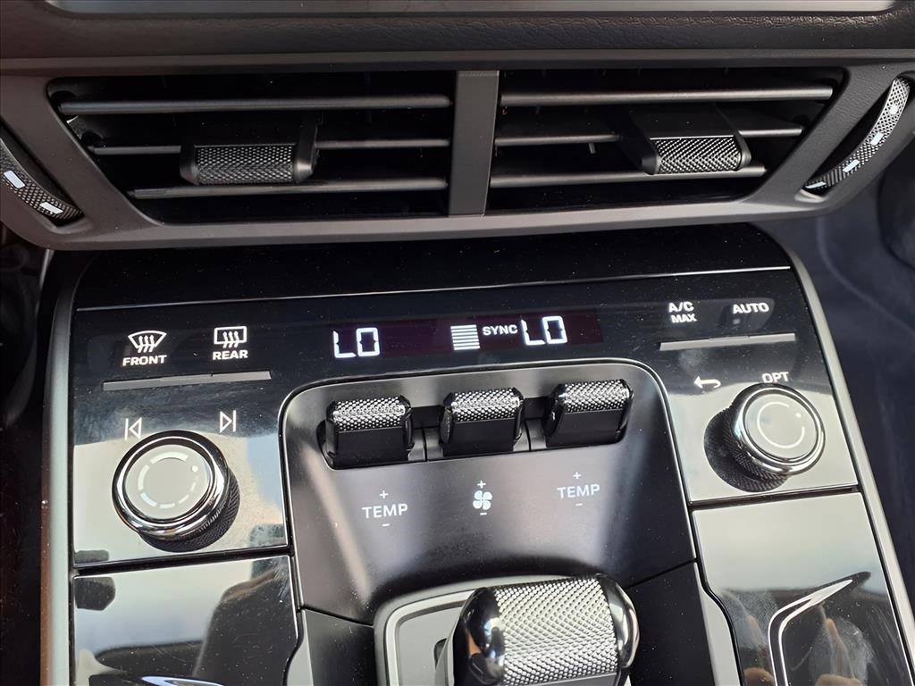 Used 2025 Porsche 911 Carrera image 16