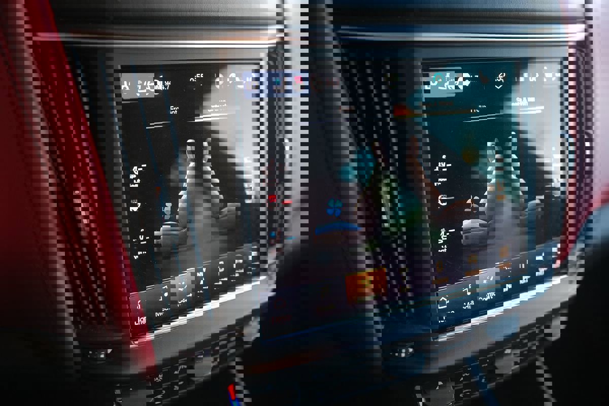 Used 2022 Maserati Levante Modena image 27