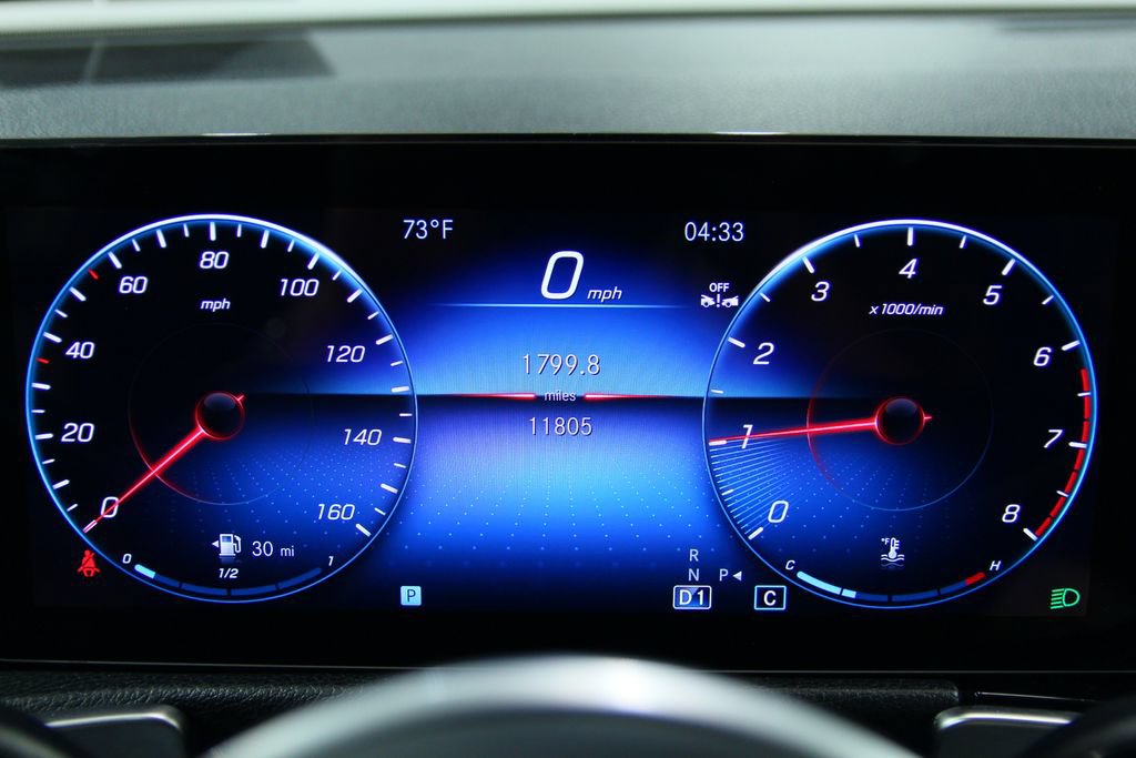 Certified 2023 Mercedes-Benz GLB 250 4MATIC image 15