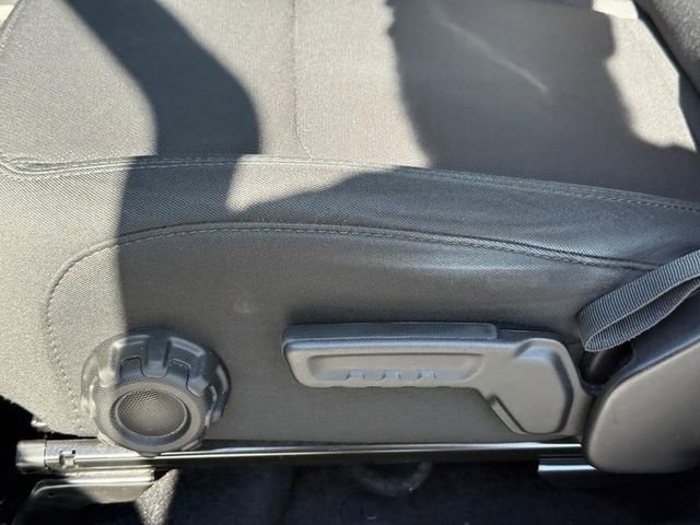 Used 2022 Jeep Gladiator Sport AWD/4WD image 13