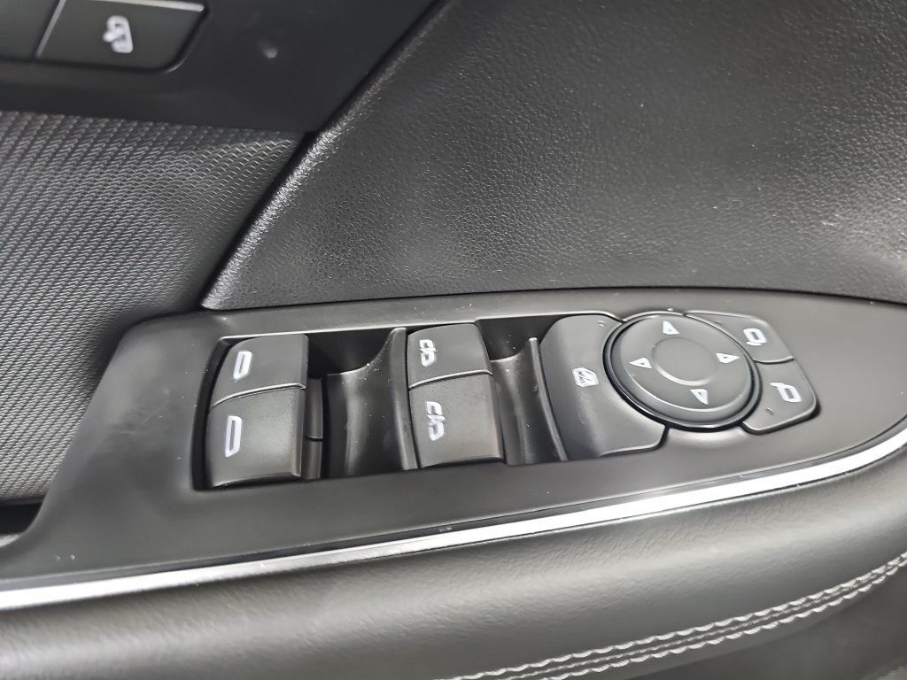 Certified 2024 Buick Envision Preferred AWD/4WD image 32